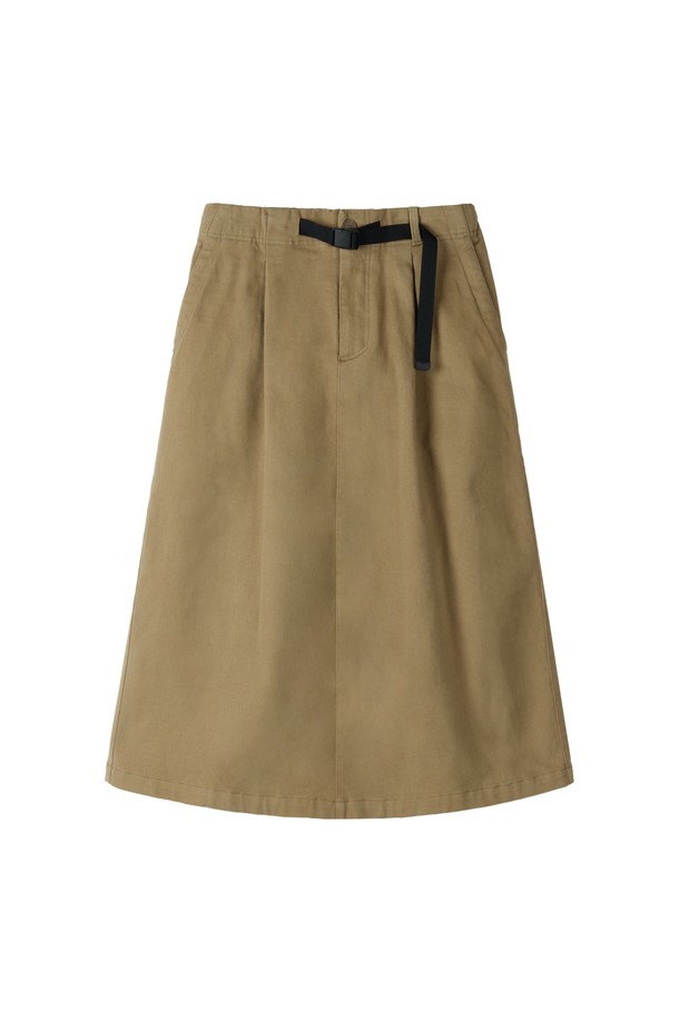 W 브리티시 캠퍼 스커트 - D/베이지 (P254WSK436)는 겨울 시즌, 여성 고객을 위해 디자인된 미디 기장의 A라인 스커트입니다. 고밀도 코튼 스판 원단에 브러쉬드 가공을 더해 부드러운 촉감과 보온성을 강화했으며, 안감이 있어 편안하게 착용할 수 있습니다. 베이지 및 카키 컬러로 출시되어 다양한 겨울 데일리룩, 오피스룩, 모임룩에 클래식하고 미니멀한 스타일을 연출하기 좋습니다. 원턱 디테일이 돋보이는 릴랙스 핏의 무지 스커트로, 데일리하게 활용하기 좋은 아이템입니다.
