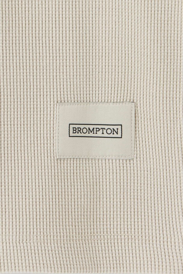 BROMPTON LONDON - 반팔티셔츠 - BUTTON WAFFLE HALF SLEEVE T-SHIRT - BEIGE (P252MTS433)