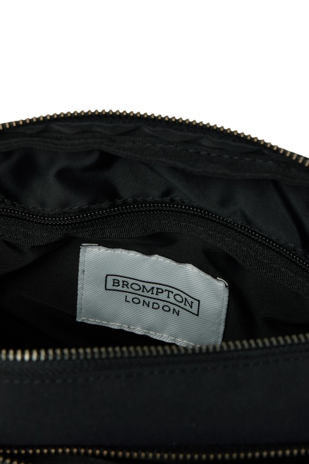 BROMPTON LONDON - 숄더/크로스백 - TWO POCKET CROSS BAG - BLACK (P255ACR401)