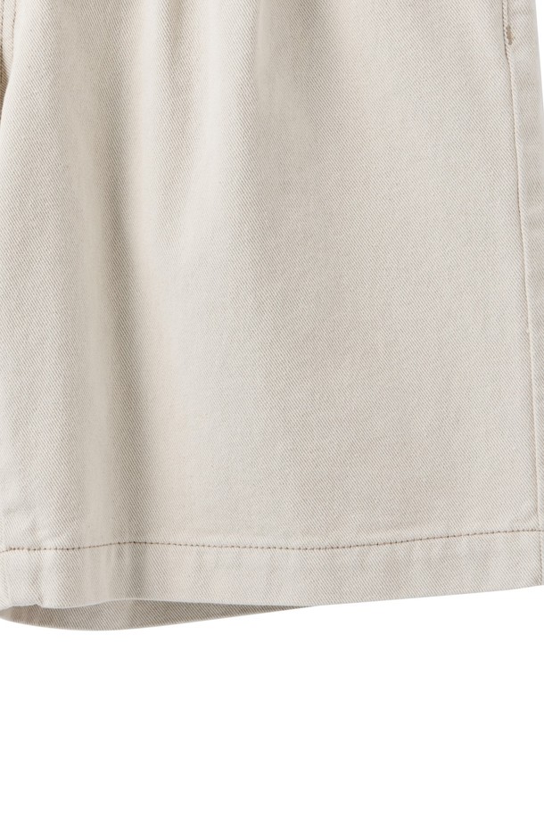 BROMPTON LONDON - 하프팬츠 - 1975 TWO TUCK DENIM SHORTS - IVORY (P252UDP431)