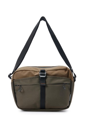 6-SHAPED RING DETAIL CROSS BAG - BROWN (P255ACR110)