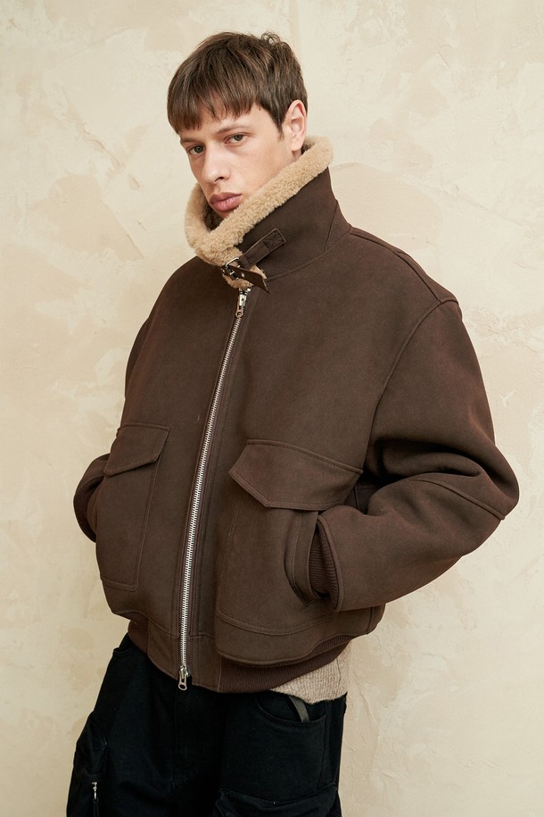 SPERONE - 가죽 - 오버핏 미니멀 포켓 집업 무스탕 (브라운)