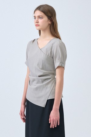 프레애 언발란스 스트랩 블라우스