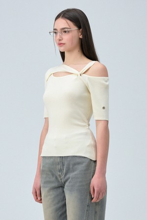 니키타 트위스트 니트