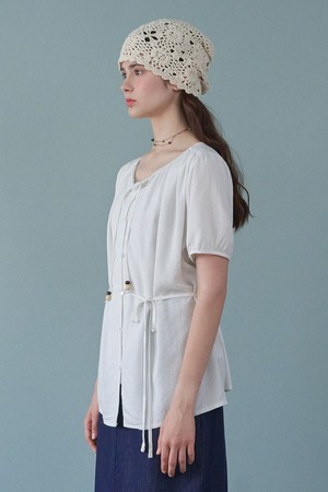 리아 도트 스트랩 블라우스