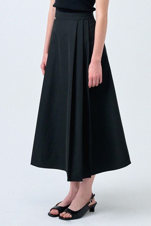 엘로웬 핀턱 언발란스 스커트