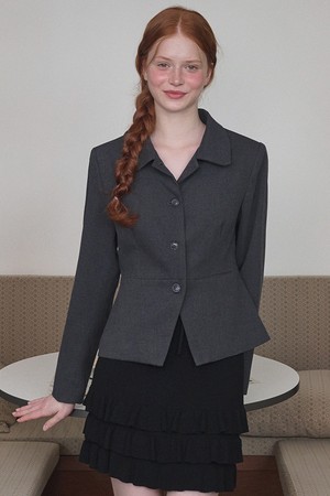 신디 페플럼 자켓