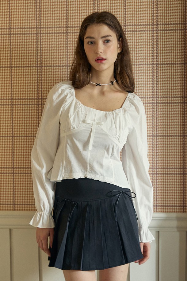 PINKPINEAPPLE - 블라우스 - COQUETTE RIBBON BLOUSE_WHITE