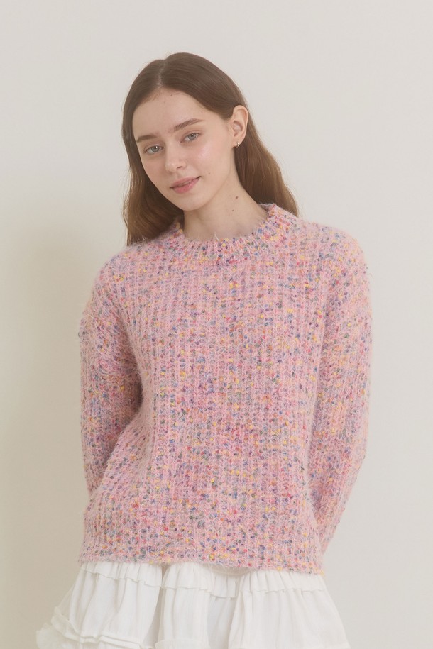 PINKPINEAPPLE - 스웨터 - SNOWFLAKE POPCORN SWEATER_PINK