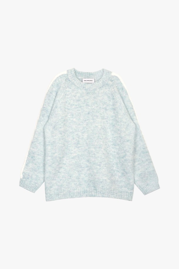 PINKPINEAPPLE - 스웨터 - SNOWY TRIM ROUND KNIT_SKY BLUE