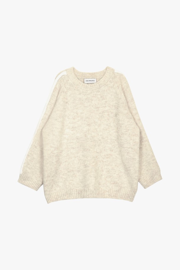 PINKPINEAPPLE - 스웨터 - SNOWY TRIM ROUND KNIT_IVORY