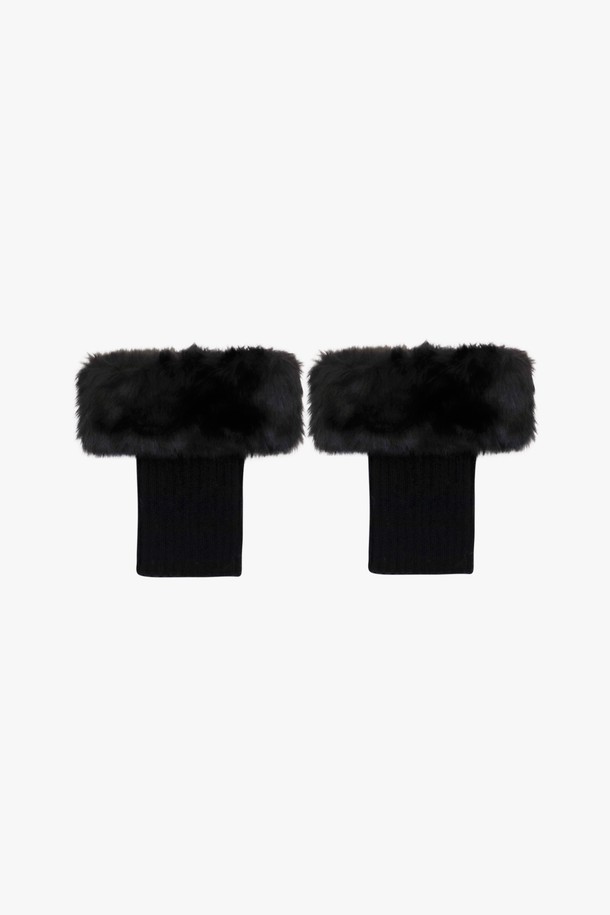 PINKPINEAPPLE - 양말 - FLUFFY FROST LEG WARMER_BLACK