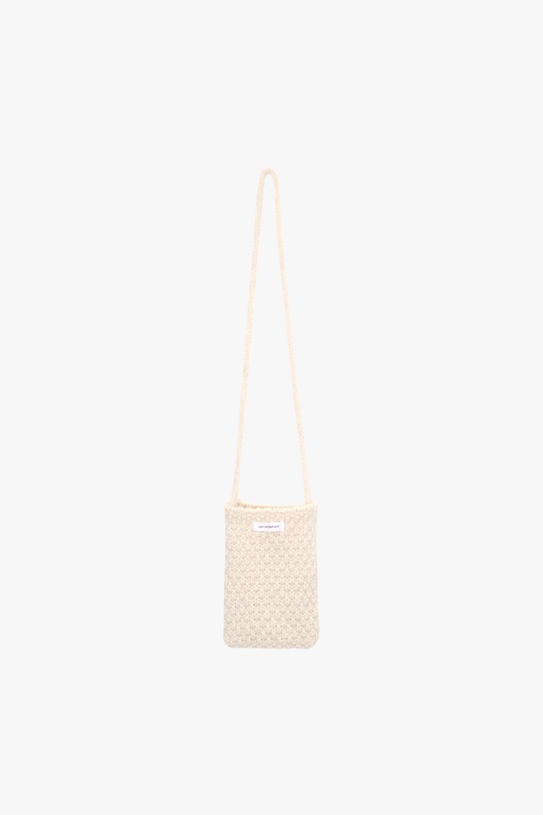 PINKPINEAPPLE - 크로스백 - COZY KNIT CROSS BAG_IVORY