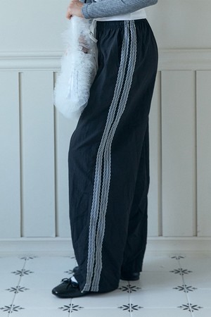 LACE TRACK PANTS_BLACK