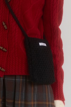 COZY KNIT CROSS BAG_BLACK