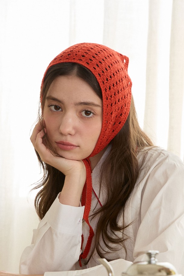 PINKPINEAPPLE - 헤어 ACC - VINTAGE CROCHET KERCHIEF_RED