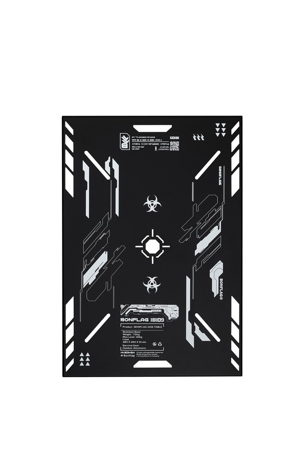 액시스 IGT(아이쥐티) 원유닛 상판 트레이는 캠핑을 위한 필수품입니다. 에폭시 소재에 블랙 컬러 프린트 패턴으로 제작되어 세련된 디자인을 자랑합니다. 접이식 기능으로 휴대 및 보관이 간편하며, IGT(아이쥐티) 시스템과 호환되어 다양한 캠핑 환경에 적용 가능합니다. 원유닛 사이즈로 효율적인 공간 활용이 가능하며, 상판 트레이 형태로 실용성을 더했습니다. 캠핑 시 편리함과 스타일을 동시에 만족시키는 제품입니다.
