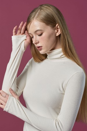 [2pack] 워머골지 도톰 니트 목폴라 롱슬리브 긴팔 목티 (2colors) 이너