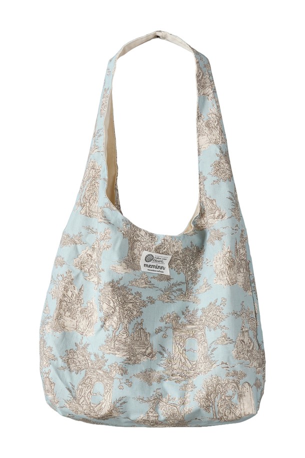 명화가 린넨 소재에 담긴 '명화가 내가방속으로' 호보백 5종입니다. 넉넉한 라지 사이즈에 하늘색과 베이지색 투톤 컬러, 섬세한 명화 프린트가 돋보이는 양면 디자인으로 다양한 스타일 연출이 가능합니다. 린넨 특유의 내구성과 예술적인 디자인, 고급스러운 무늬로 일상, 여행, 출퇴근 등 다용도로 활용할 수 있습니다.
