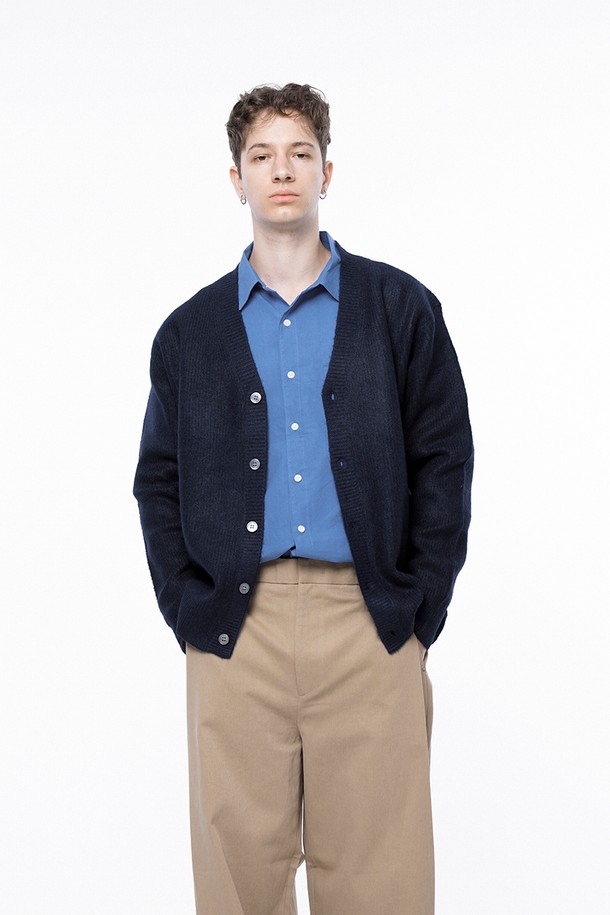 CHANCE'S NOI - 가디건 - Dense Hazzy Y-neck Cardigan - Navy /M243OT01NY