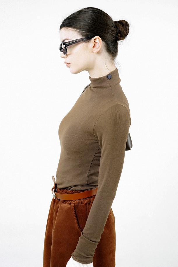 CHANCE'S NOI FOR WOMEN - 터틀넥 - [for Women] Slit Ribbed Half Turtleneck - Brown /W244TP03BR