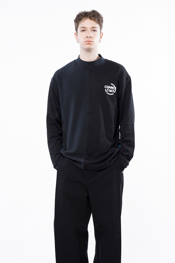 CHANCE'S NOI - 스웨트셔츠 - Circle Reverse Slev Hlaf-neck Sweat - Black Navy /M243MT03NY