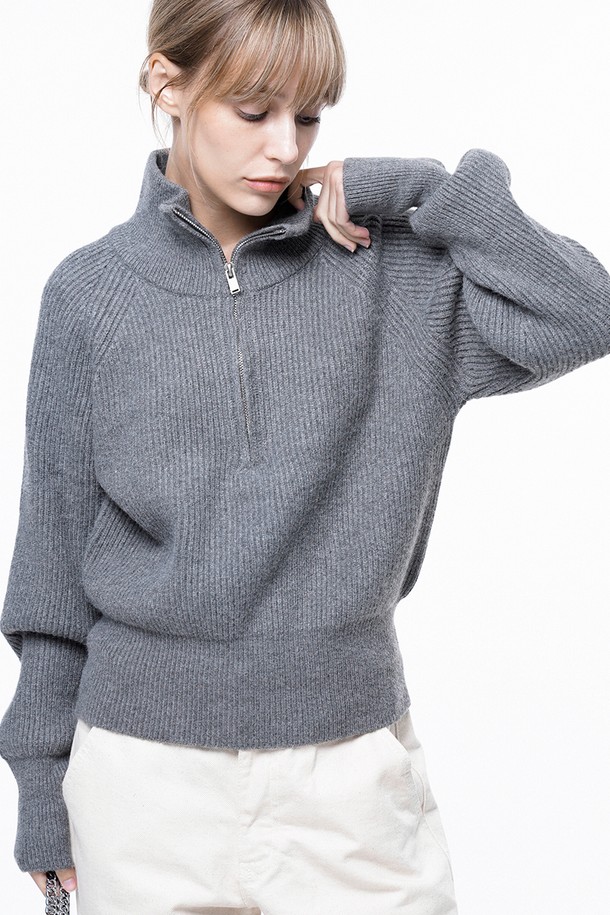 CHANCE'S NOI FOR WOMEN - 스웨터 - Soft Hazzy Half Zip-up Knit - Gray /W243TP05GR