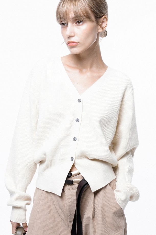 CHANCE'S NOI FOR WOMEN - 가디건 - Soft Crop Knit Cardigan - Ivory /W243TP04IV