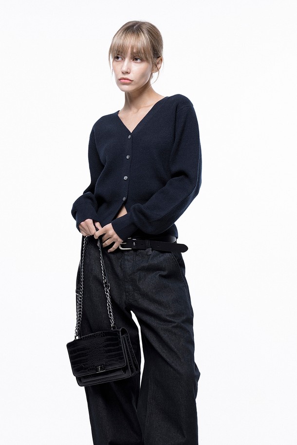 CHANCE'S NOI FOR WOMEN - 가디건 - Soft Crop Knit Cardigan - Navy /W243TP04NY