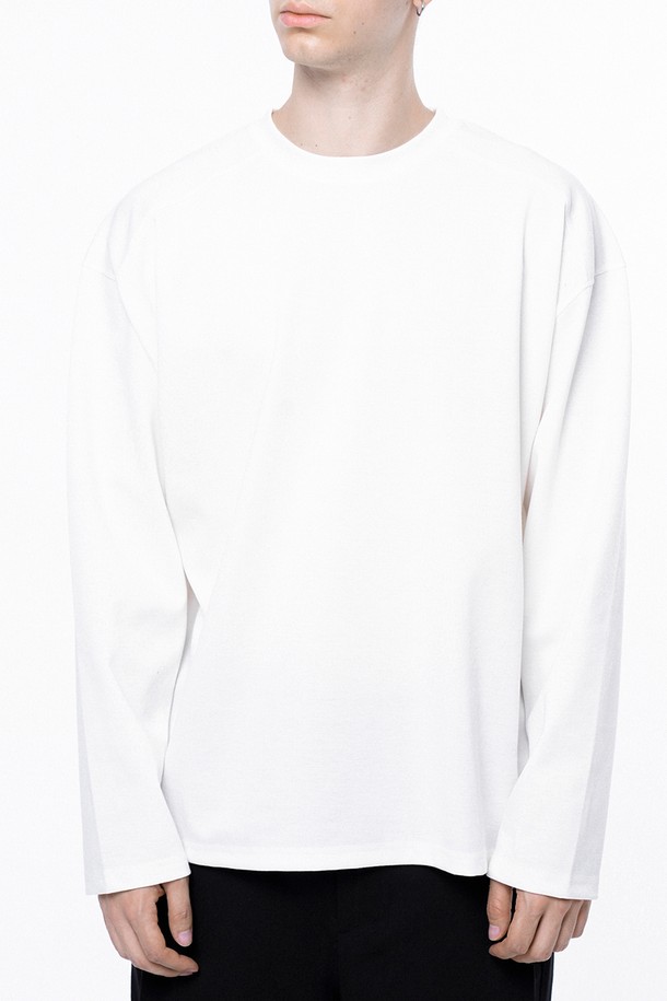 CHANCE'S NOI - 긴팔티셔츠 - Clean long-sleeved - White /M243TP01WH