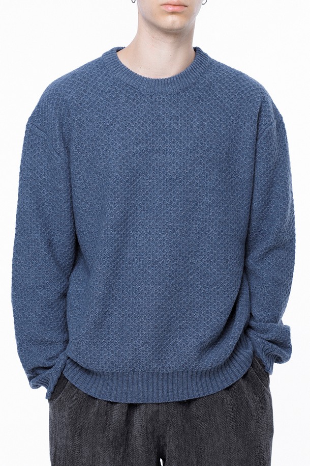 CHANCE'S NOI - 스웨터 - Hazzy Oversized round knit - Blue /M243TP05BL