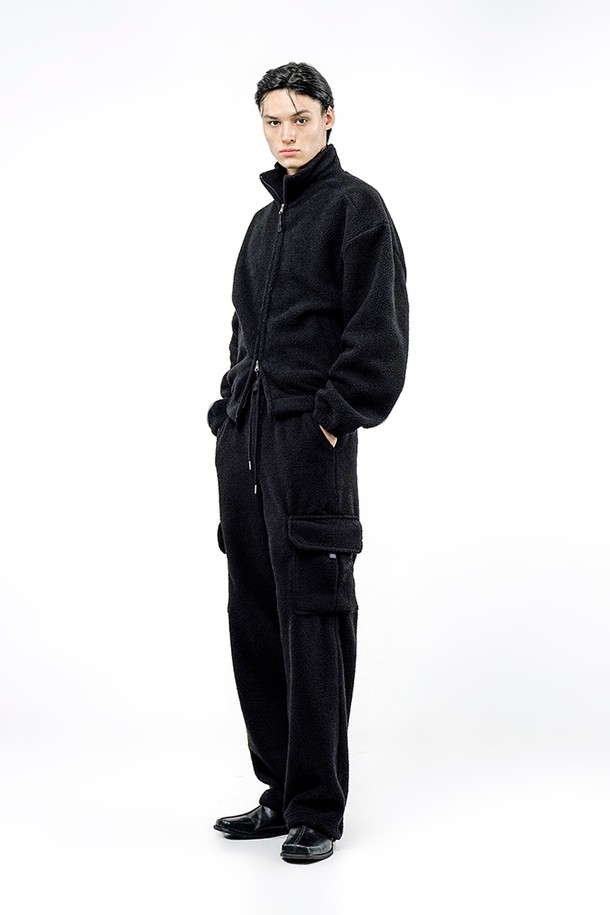 CHANCE'S NOI - 캐주얼팬츠 - Fleece String Cargo Pants - Black /M244PT05BK