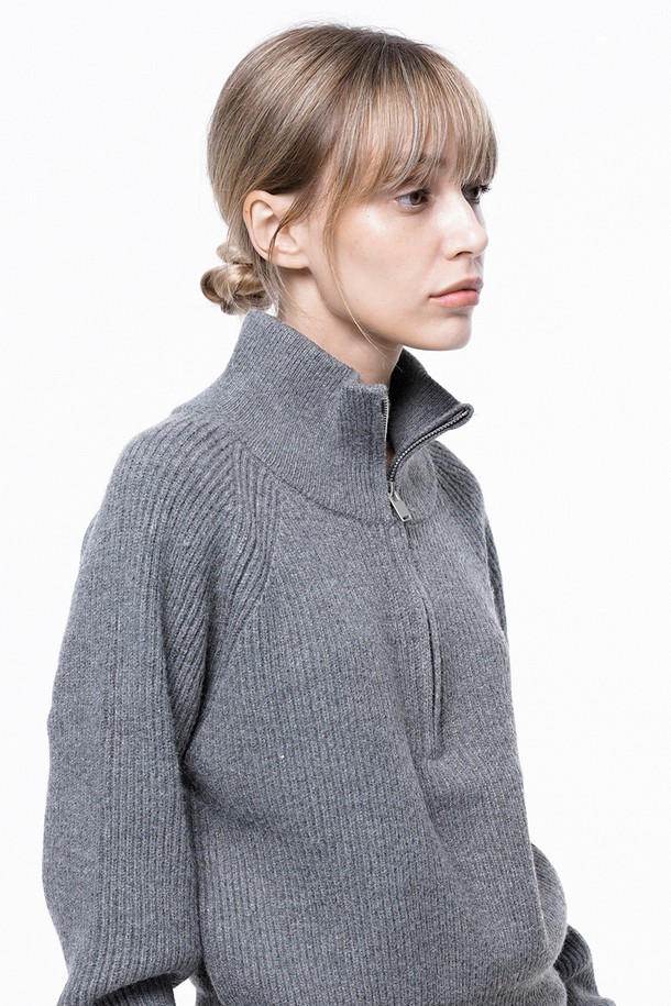 CHANCE'S NOI FOR WOMEN - 스웨터 - Soft Hazzy Half Zip-up Knit - Gray /W243TP05GR