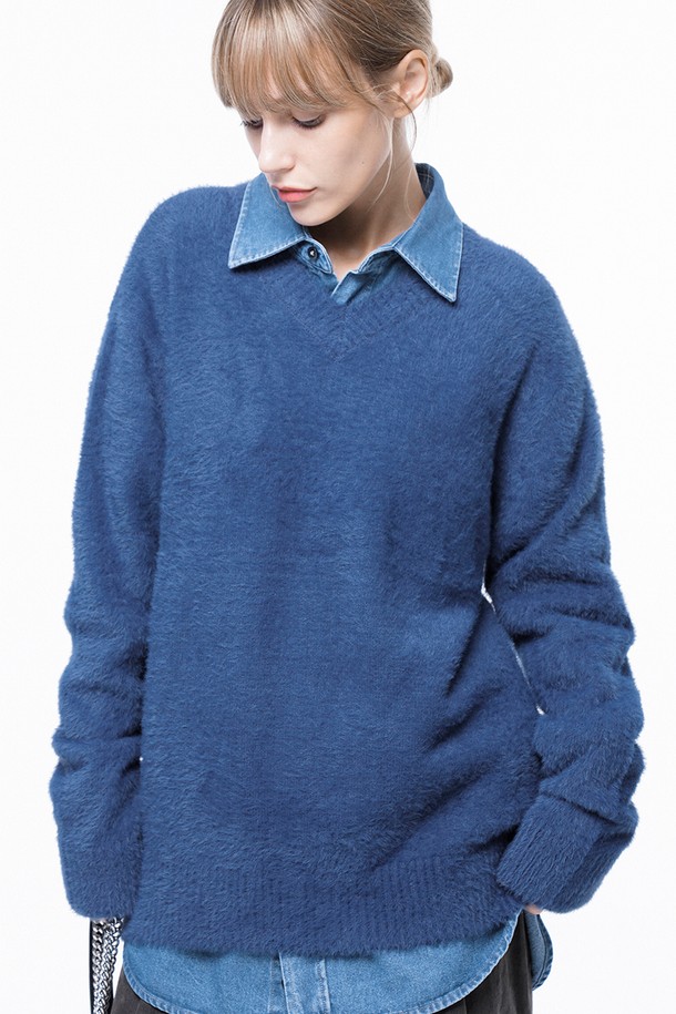 CHANCE'S NOI FOR WOMEN - 스웨터 - Soft Mohair Angora V-neck Knit - Blue /W243TP07BL