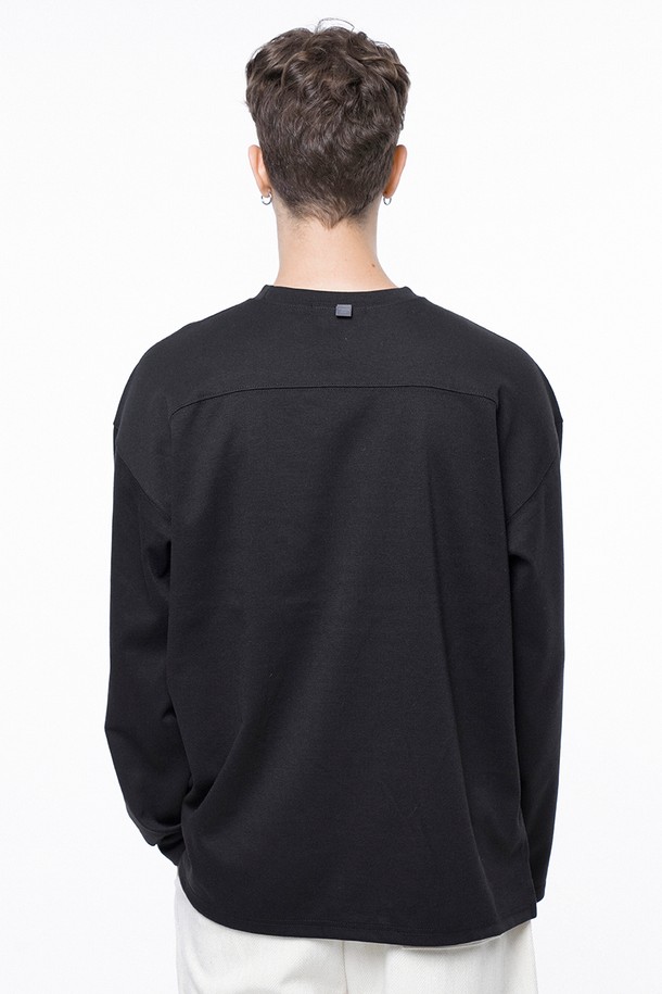 CHANCE'S NOI - 긴팔티셔츠 - Ponte Slit Long-sleeved - Black /M243TP02BK