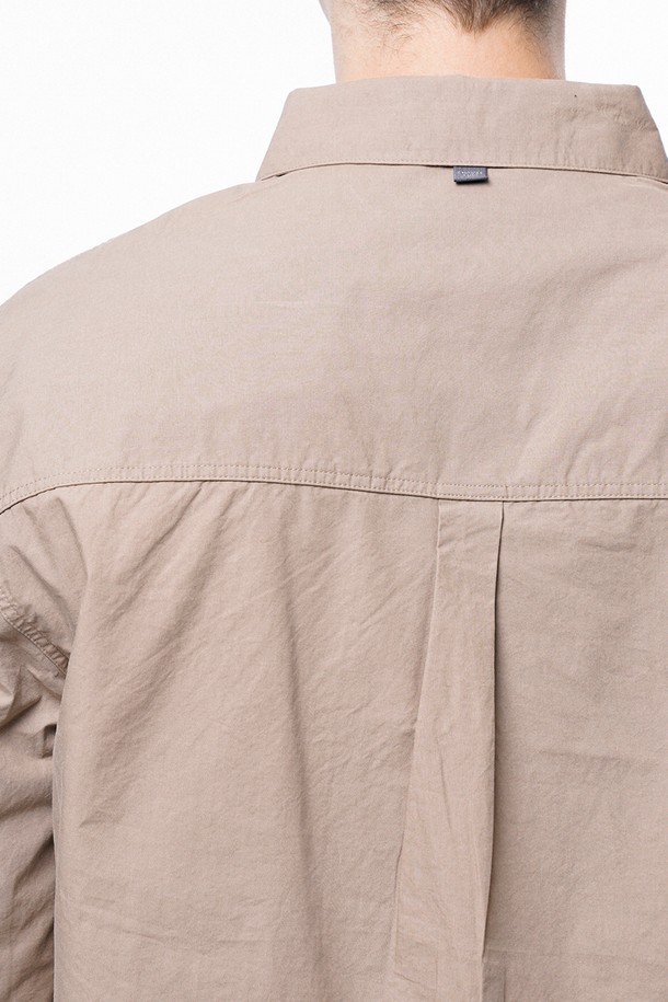 CHANCE'S NOI - 긴팔셔츠 - Standard Polygon Pocket Shirt - Beige /M243SH01BE