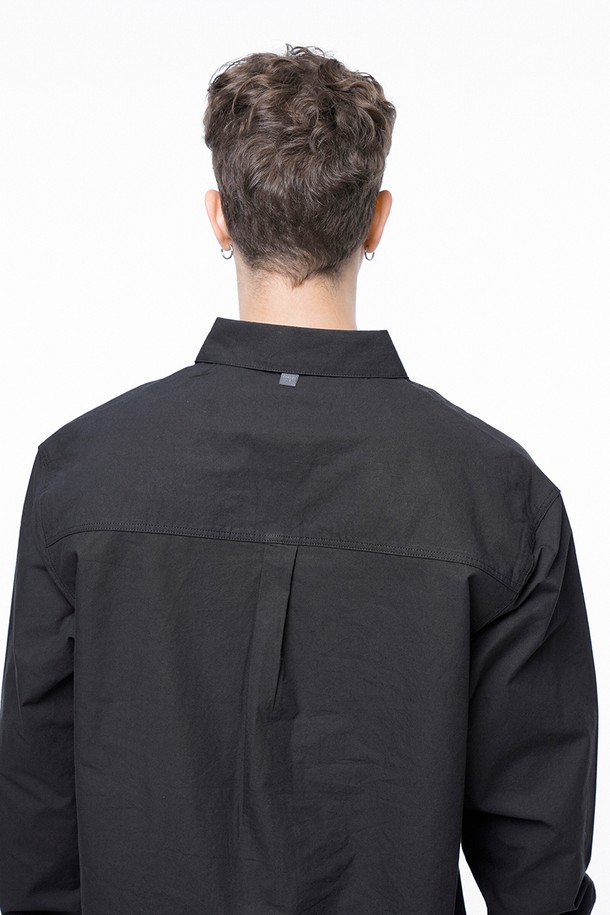 CHANCE'S NOI - 긴팔셔츠 - Standard Polygon Pocket Shirt - Black /M243SH01BK