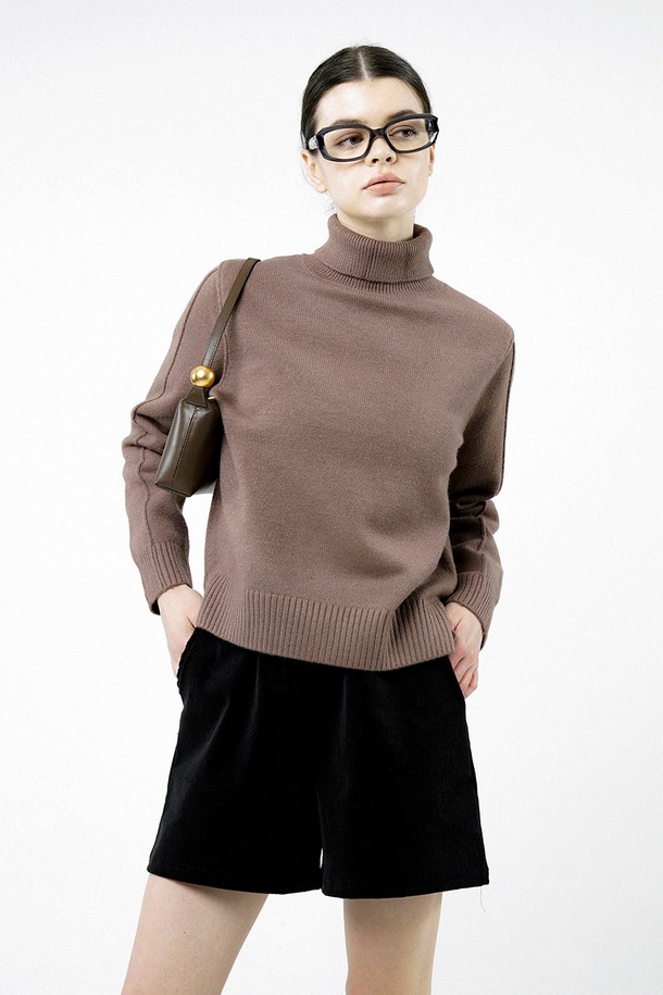 CHANCE'S NOI FOR WOMEN - 터틀넥 - [for Women] Soft Slit High Turtleneck - Brown /W244TP06BR