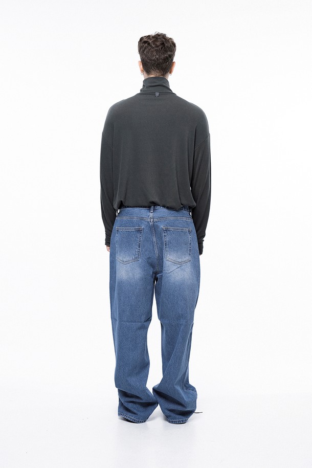 CHANCE'S NOI - 캐주얼팬츠 - Regular-fit Washed Denim - Mid Blue /M243PT03MB