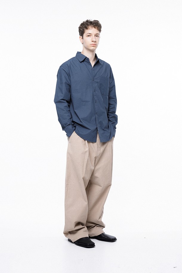 CHANCE'S NOI - 긴팔셔츠 - Standard Polygon Pocket Shirt - Royal Navy /M243SH01NY