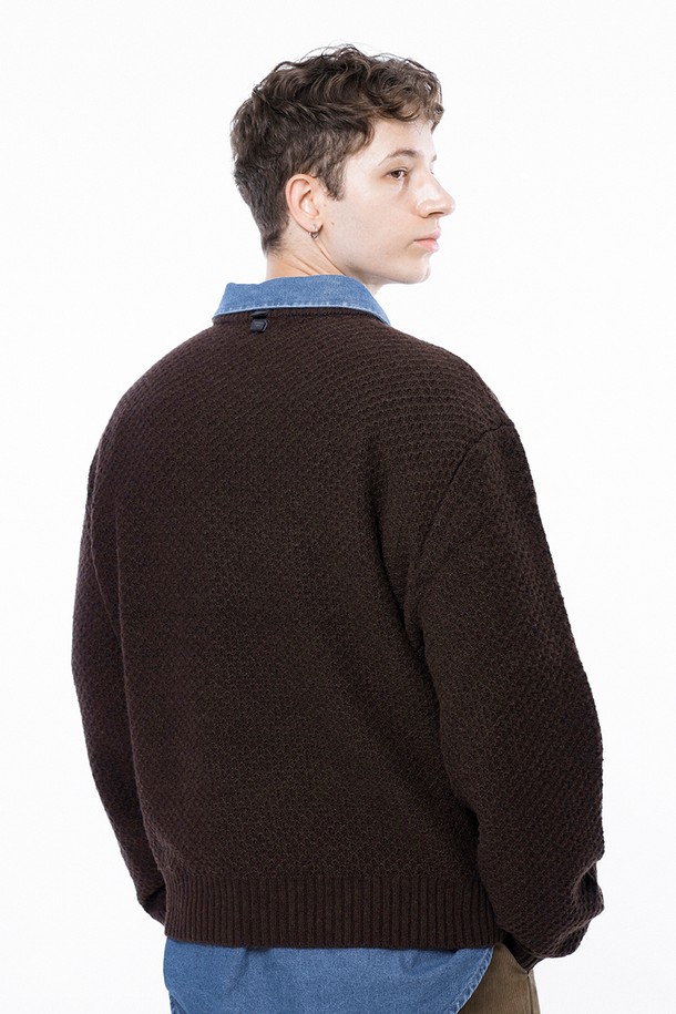 CHANCE'S NOI - 스웨터 - Hazzy Oversized round knit - Brown /M243TP05BR