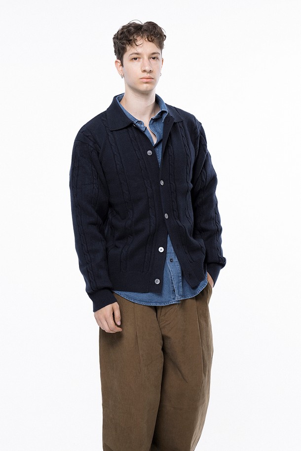 CHANCE'S NOI - 가디건 - Dense Cable Collar-neck Cardigan - Navy /M243OT02NY