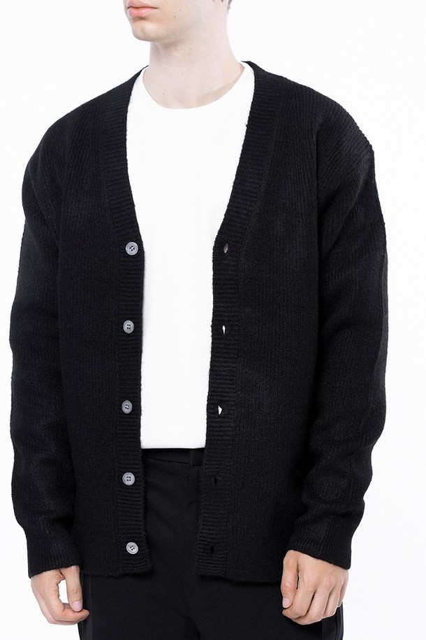 CHANCE'S NOI - 가디건 - Dense Hazzy Y-neck Cardigan - Black /M243OT01BK