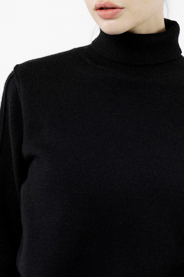 CHANCE'S NOI FOR WOMEN - 터틀넥 - [for Women] Soft Slit High Turtleneck - Black /W244TP06BK