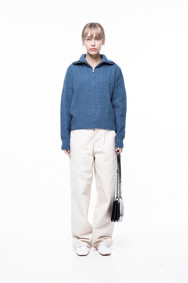 CHANCE'S NOI FOR WOMEN - 스웨터 - Soft Cable Half Zip-up Knit - Blue /W243TP01BL