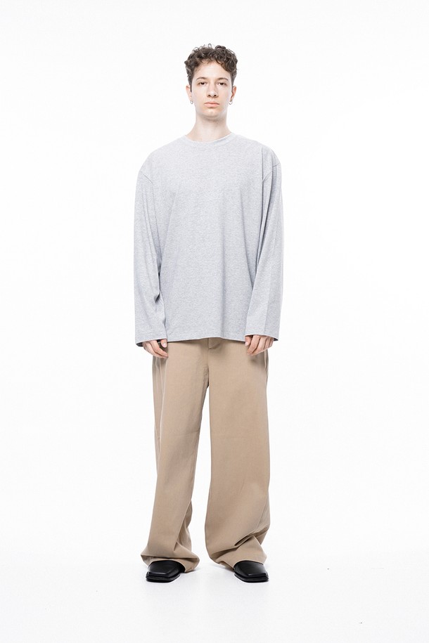 CHANCE'S NOI - 긴팔티셔츠 - Clean long-sleeved - Gray /M243TP01GR