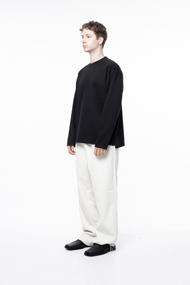 CHANCE'S NOI - 긴팔티셔츠 - Ponte Slit Long-sleeved - Black /M243TP02BK