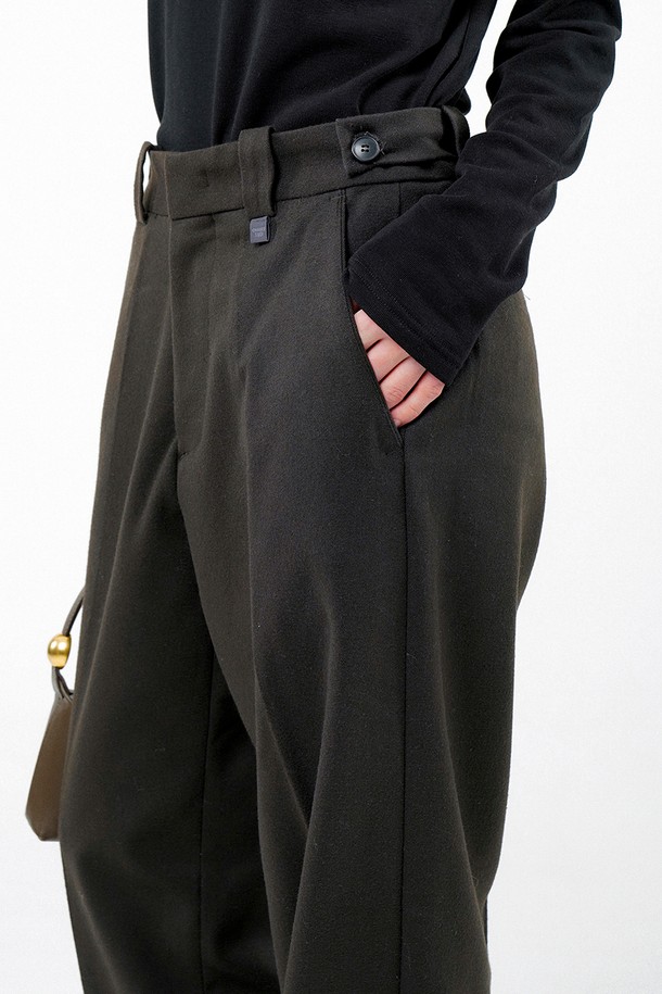 CHANCE'S NOI FOR WOMEN - 캐주얼팬츠 - [for Women] Flap Button Wool Slacks - Dark Brown /W244PT02DB