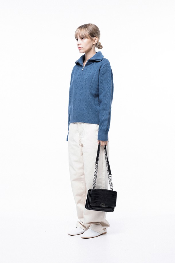 CHANCE'S NOI FOR WOMEN - 스웨터 - Soft Cable Half Zip-up Knit - Blue /W243TP01BL