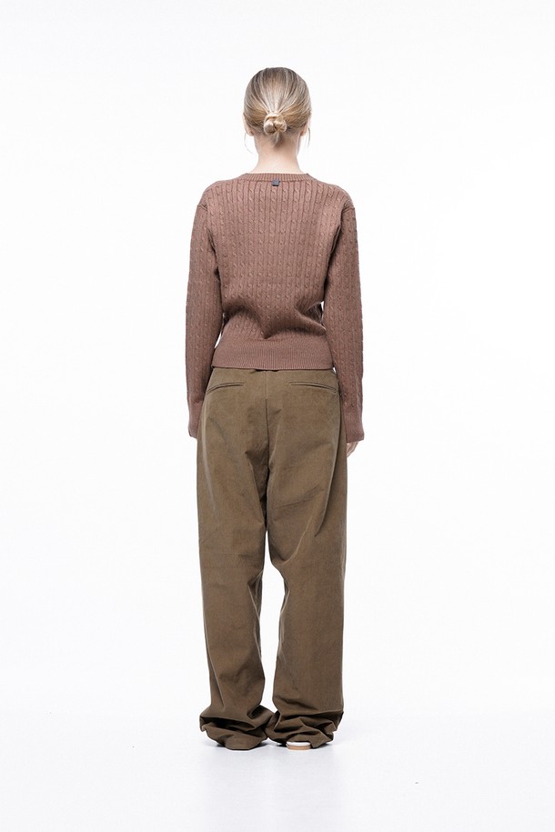 CHANCE'S NOI FOR WOMEN - 스웨터 - Soft Cable V-neck Knit - Brown /W243TP02BR